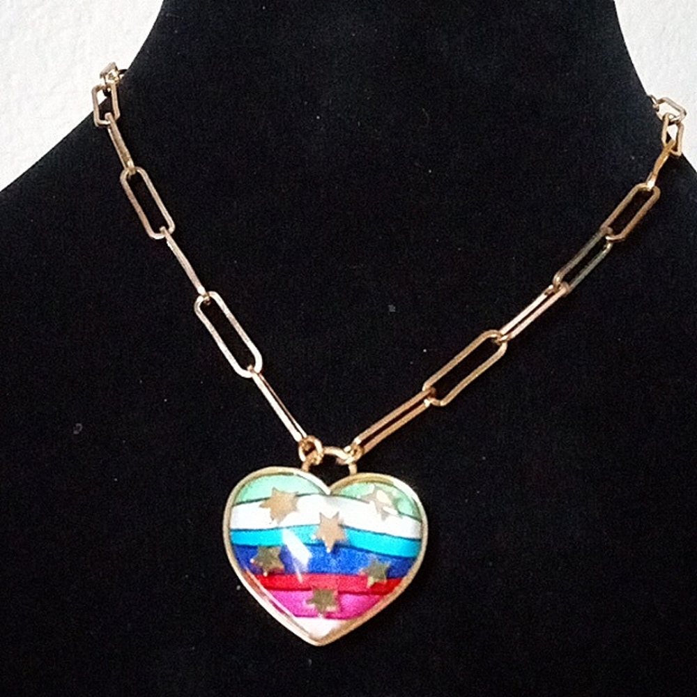 BETSEY JOHNSON One Love  Rainbow & Stars Heart Sweater Necklace.